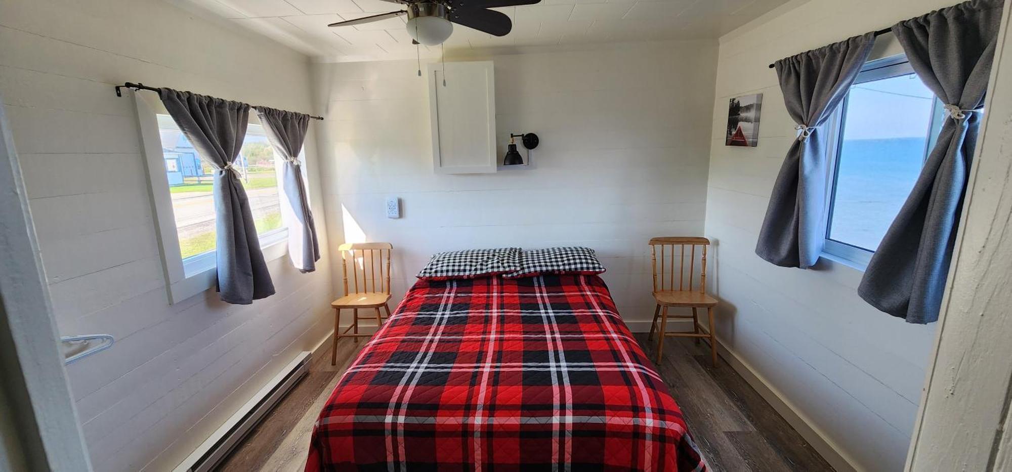 Les Cabines Sur Mer Cap-des-Rosiers Room photo